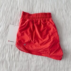 NWT Lululemon Hotty Hot LR Shorts 2.5” Size 12